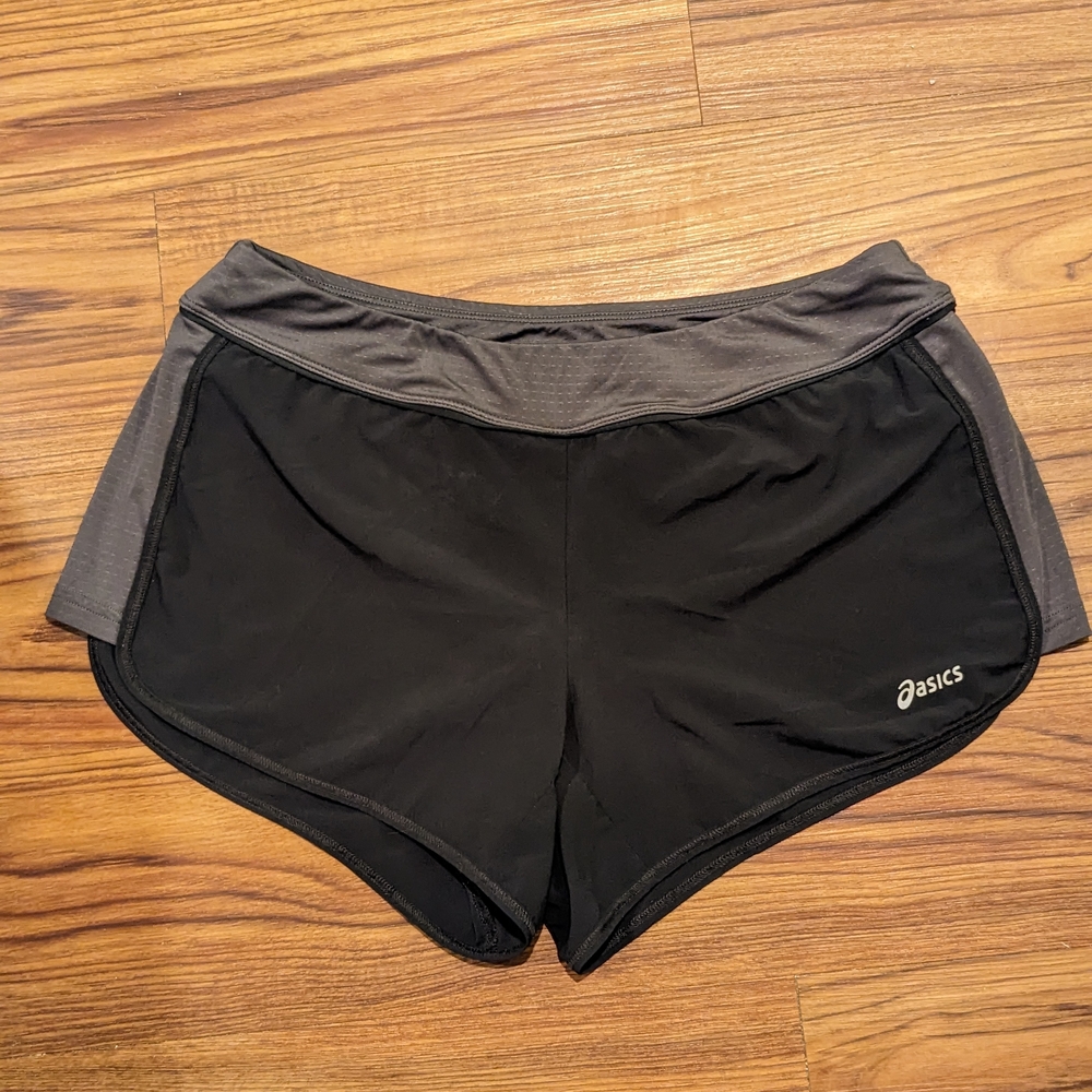 ASICS Women's 'Everysport Running Shorts' w/ Liner in Black & Grey - Size Large